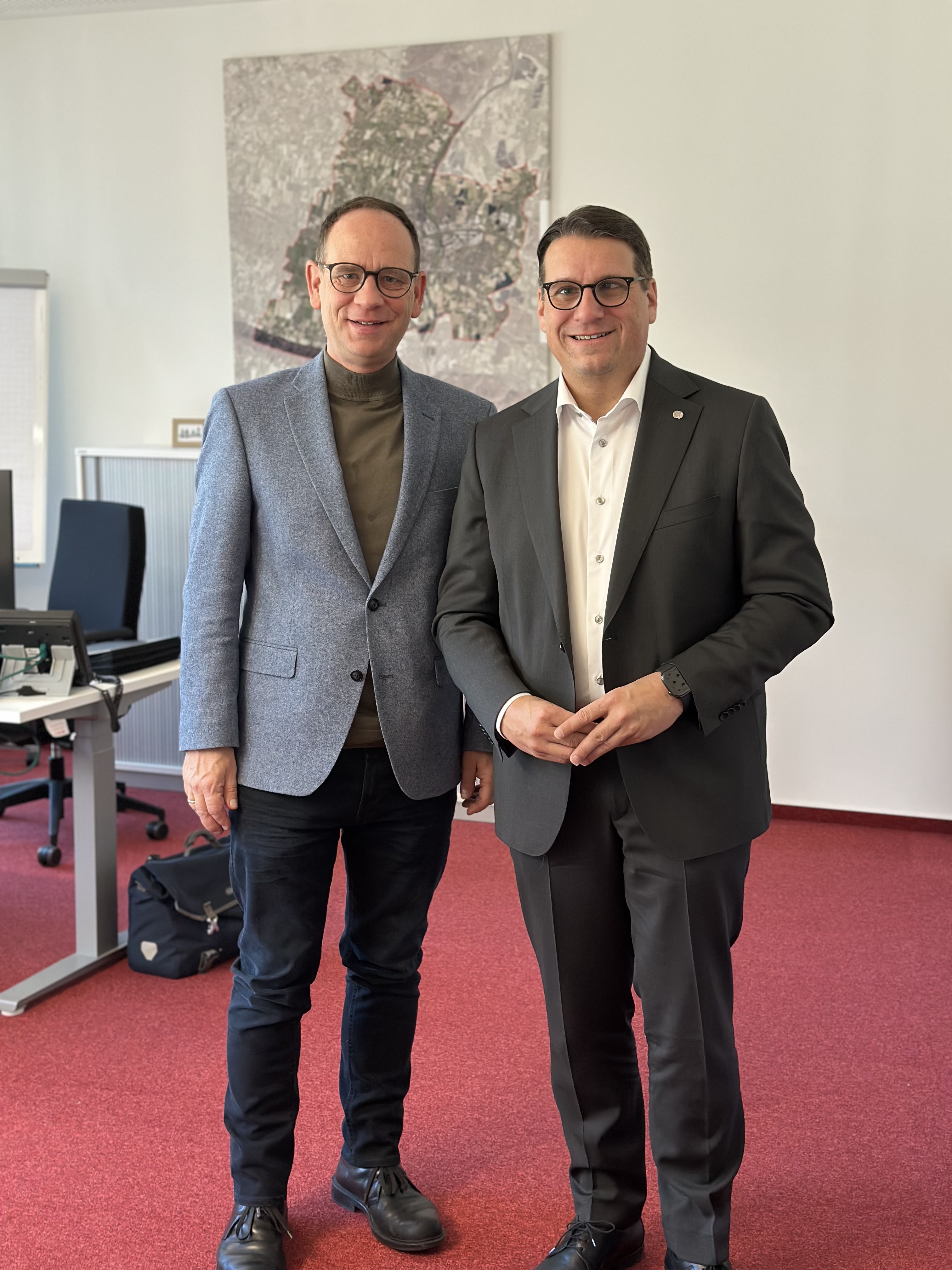 Peter Kock (Minden) mit Dr. Oliver Vogt